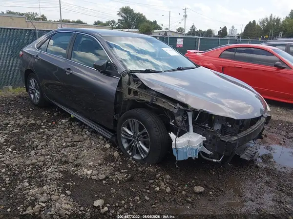 4T1BF1FK8GU210513 2016 TOYOTA CAMRY - Image 1