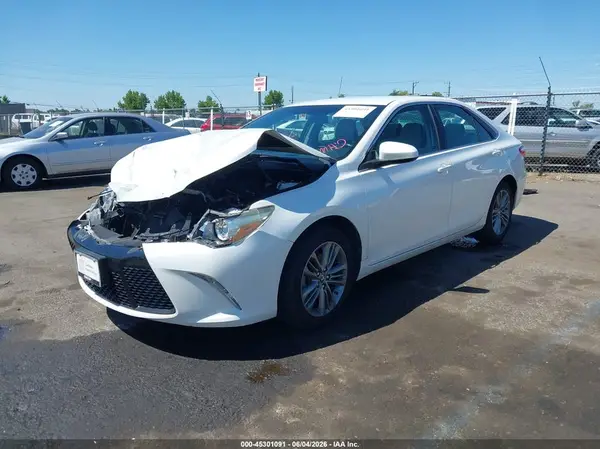 4T1BF1FK8GU210592 2016 TOYOTA CAMRY - Image 2