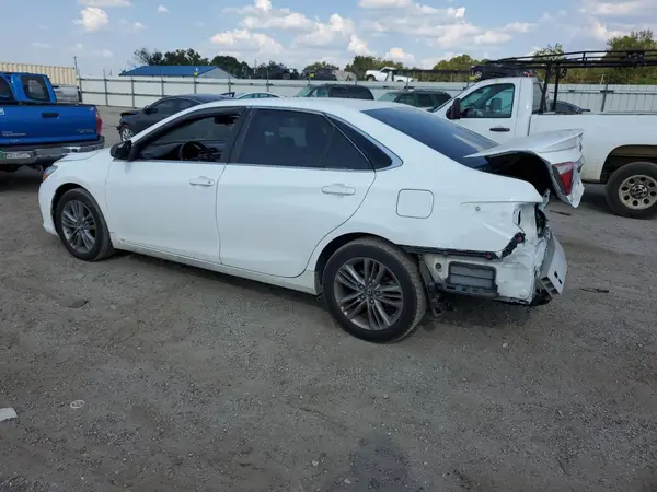 4T1BF1FK8GU213301 2016 TOYOTA CAMRY - Image 2