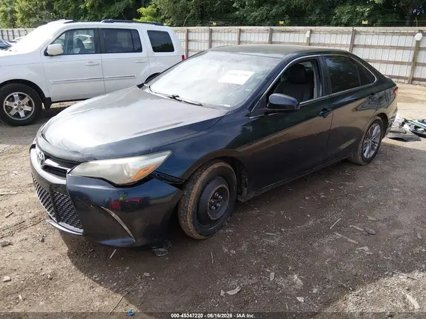 4T1BF1FK8GU218062 2016 TOYOTA CAMRY - Image 2