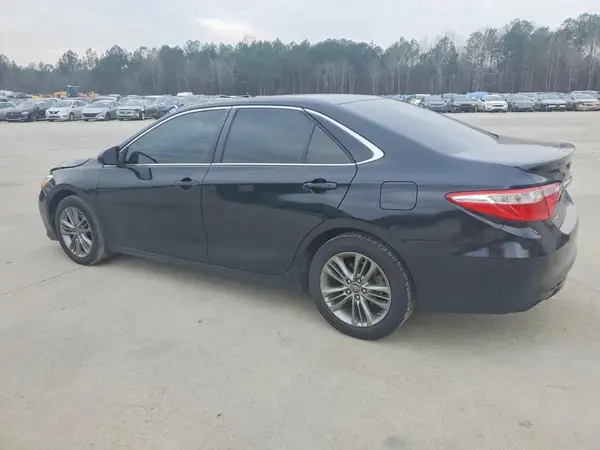 4T1BF1FK8GU218207 2016 TOYOTA CAMRY - Image 2