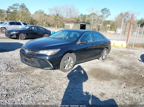4T1BF1FK8GU221060 2016 TOYOTA CAMRY - Image 2