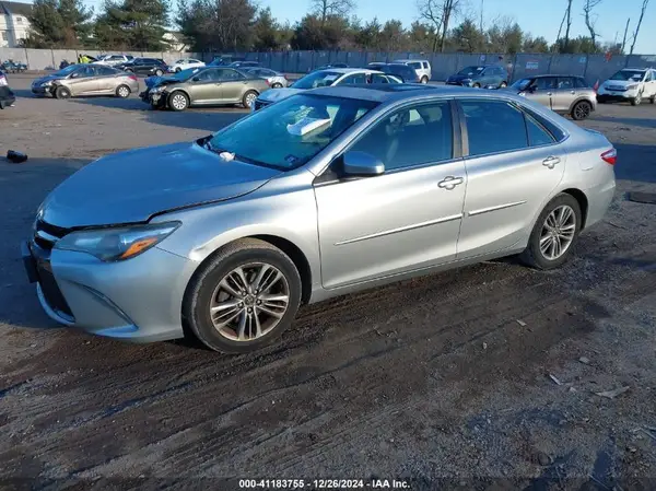 4T1BF1FK8GU222998 2016 TOYOTA CAMRY - Image 2