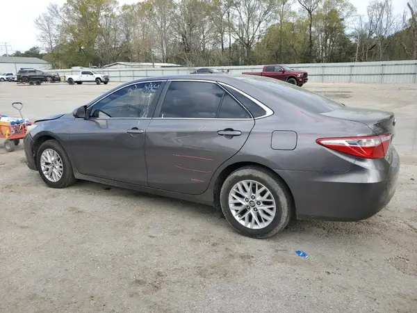 4T1BF1FK8GU226310 2016 TOYOTA CAMRY - Image 2