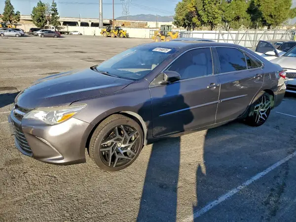 4T1BF1FK8GU237226 2016 TOYOTA CAMRY - Image 1