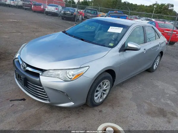 4T1BF1FK8GU238716 2016 TOYOTA CAMRY - Image 2