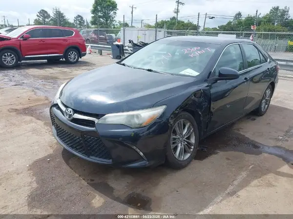 4T1BF1FK8GU242300 2016 TOYOTA CAMRY - Image 2