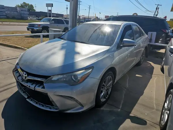 4T1BF1FK8GU243706 2016 TOYOTA CAMRY - Image 2