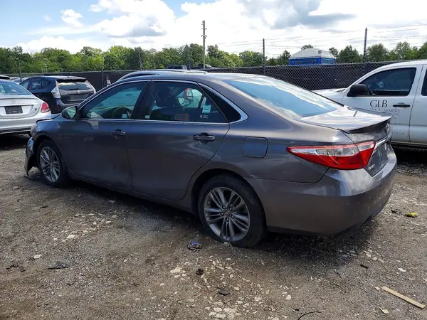 4T1BF1FK8GU244404 2016 TOYOTA CAMRY - Image 2
