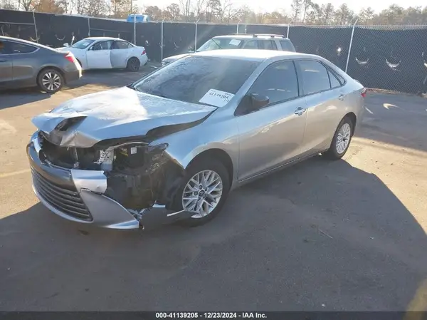 4T1BF1FK8GU245892 2016 TOYOTA CAMRY - Image 2