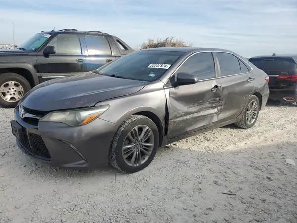 4T1BF1FK8GU247450 2016 TOYOTA CAMRY - Image 1