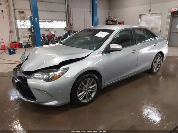 4T1BF1FK8GU247478 2016 TOYOTA CAMRY - Image 2