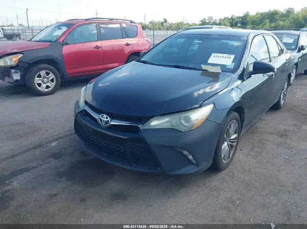 4T1BF1FK8GU249876 2016 TOYOTA CAMRY - Image 2