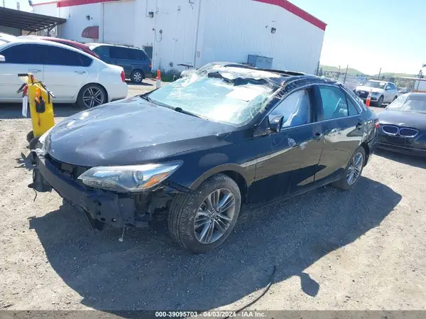 4T1BF1FK8GU257671 2016 TOYOTA CAMRY - Image 2