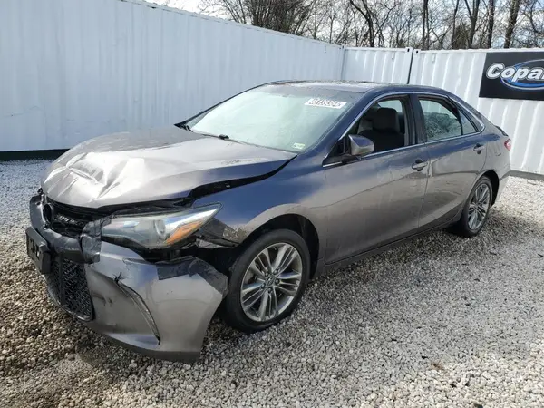 4T1BF1FK8GU257945 2016 TOYOTA CAMRY - Image 1