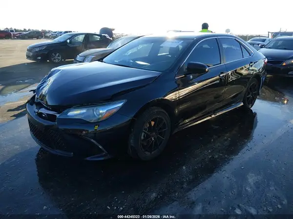 4T1BF1FK8GU259274 2016 TOYOTA CAMRY - Image 2