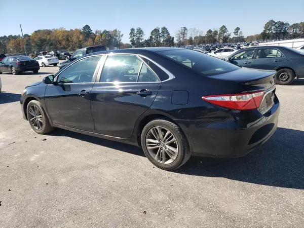 4T1BF1FK8GU267066 2016 TOYOTA CAMRY - Image 2