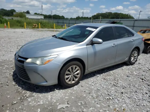 4T1BF1FK8GU507572 2016 TOYOTA CAMRY - Image 1