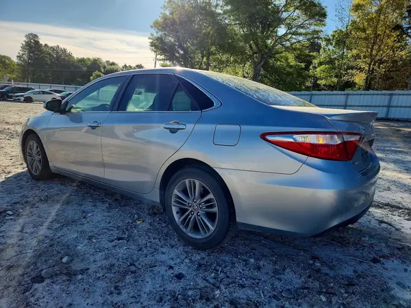 4T1BF1FK8GU508978 2016 TOYOTA CAMRY - Image 2