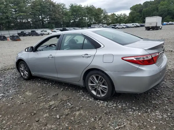 4T1BF1FK8GU517194 2016 TOYOTA CAMRY - Image 2