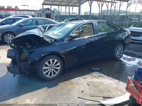 4T1BF1FK8GU518426 2016 TOYOTA CAMRY - Image 2