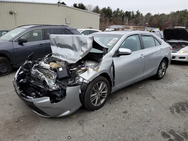 4T1BF1FK8GU519155 2016 TOYOTA CAMRY - Image 1