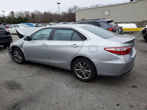 4T1BF1FK8GU519155 2016 TOYOTA CAMRY - Image 2
