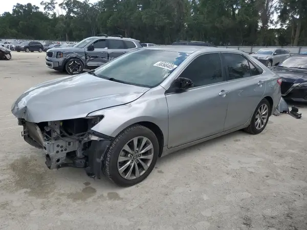 4T1BF1FK8GU524386 2016 TOYOTA CAMRY - Image 1