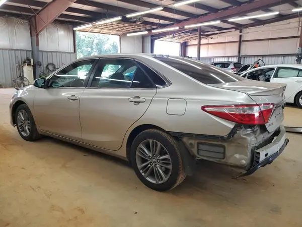 4T1BF1FK8GU524601 2016 TOYOTA CAMRY - Image 2