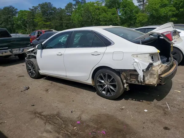 4T1BF1FK8GU528826 2016 TOYOTA CAMRY - Image 2