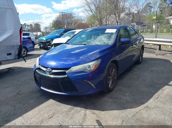 4T1BF1FK8GU532830 2016 TOYOTA CAMRY - Image 2
