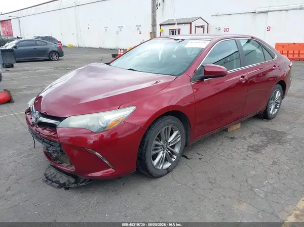 4T1BF1FK8GU535825 2016 TOYOTA CAMRY - Image 2
