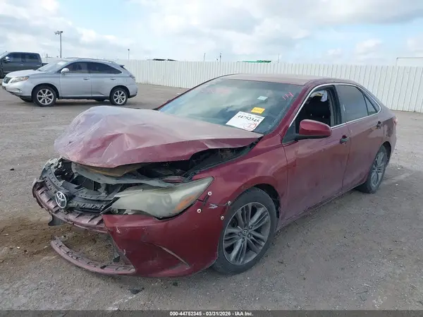 4T1BF1FK8GU537655 2016 TOYOTA CAMRY - Image 2