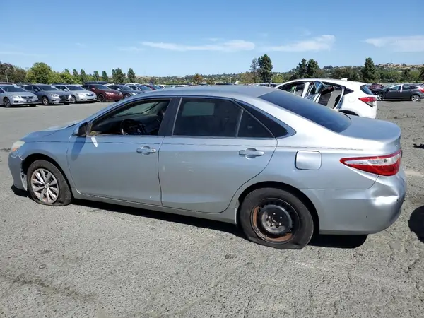 4T1BF1FK8GU538479 2016 TOYOTA CAMRY - Image 2