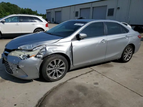 4T1BF1FK8GU539793 2016 TOYOTA CAMRY - Image 1