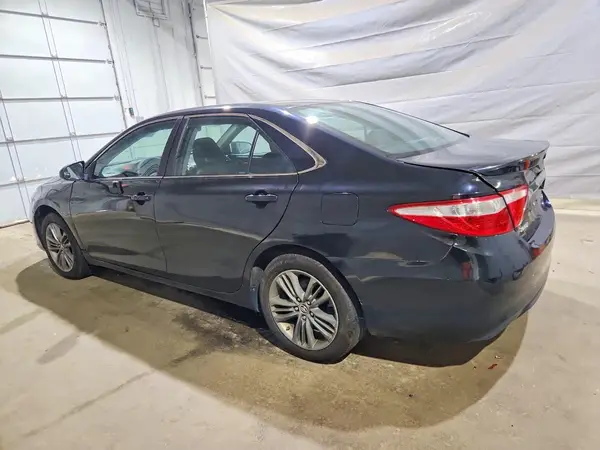 4T1BF1FK8GU542077 2016 TOYOTA CAMRY - Image 2