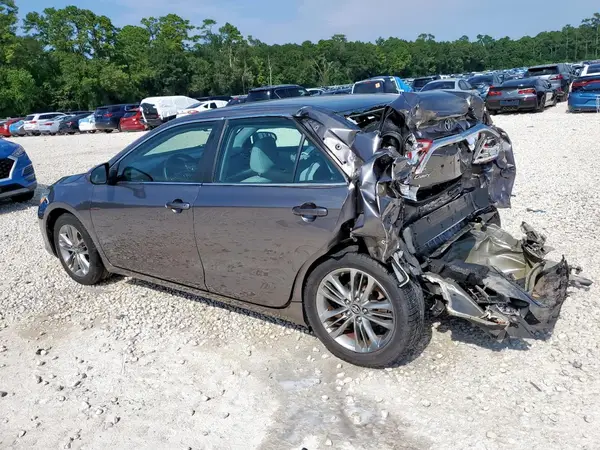 4T1BF1FK8GU543780 2016 TOYOTA CAMRY - Image 2