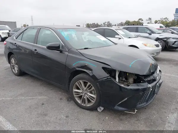 4T1BF1FK8GU543990 2016 TOYOTA CAMRY - Image 1