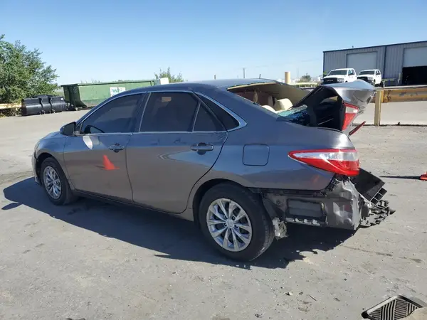 4T1BF1FK8GU545190 2016 TOYOTA CAMRY - Image 2