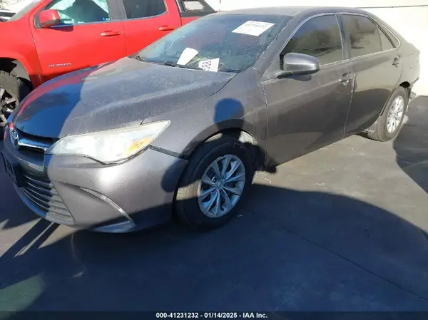 4T1BF1FK8GU548462 2016 TOYOTA CAMRY - Image 2