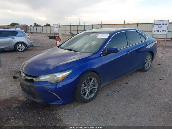 4T1BF1FK8GU553256 2016 TOYOTA CAMRY - Image 2