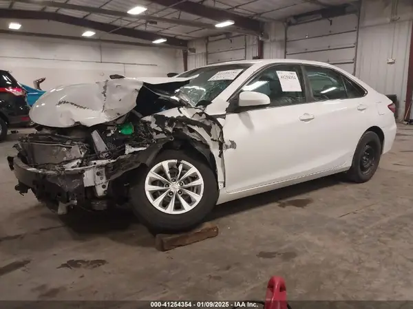 4T1BF1FK8GU553919 2016 TOYOTA CAMRY - Image 2