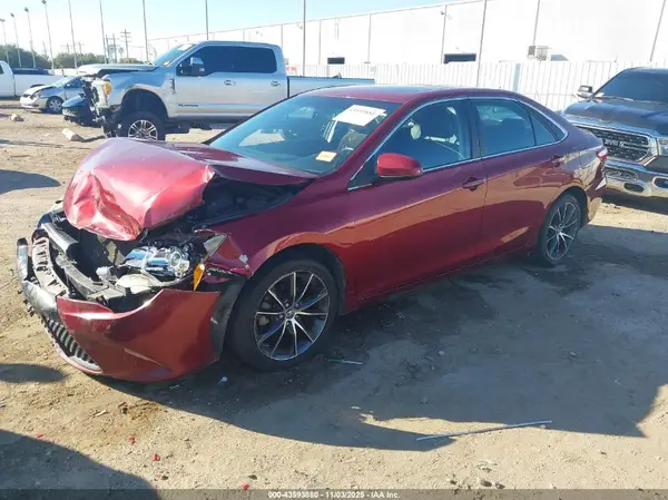 4T1BF1FK8GU554729 2016 TOYOTA CAMRY - Image 2