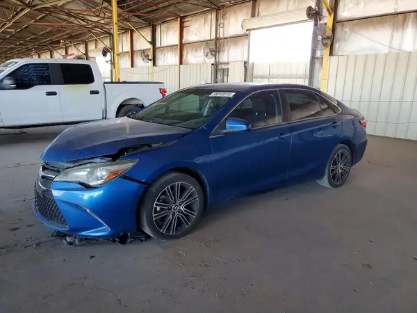 4T1BF1FK8GU562118 2016 TOYOTA CAMRY - Image 1