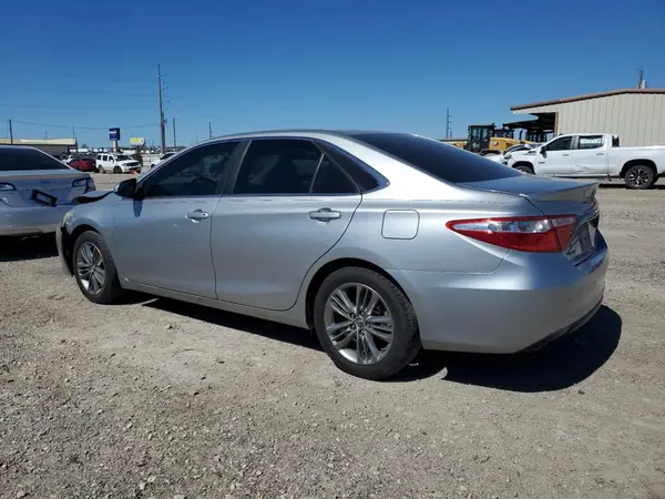 4T1BF1FK8GU564130 2016 TOYOTA CAMRY - Image 2