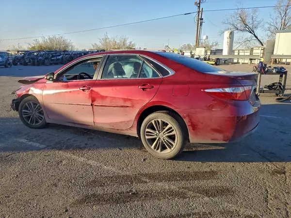 4T1BF1FK8GU572647 2016 TOYOTA CAMRY - Image 2