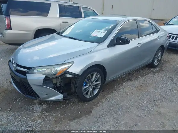 4T1BF1FK8GU574950 2016 TOYOTA CAMRY - Image 2