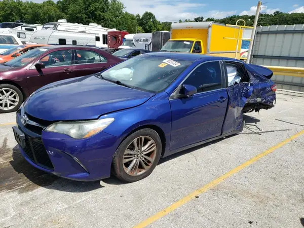 4T1BF1FK8GU576956 2016 TOYOTA CAMRY - Image 1