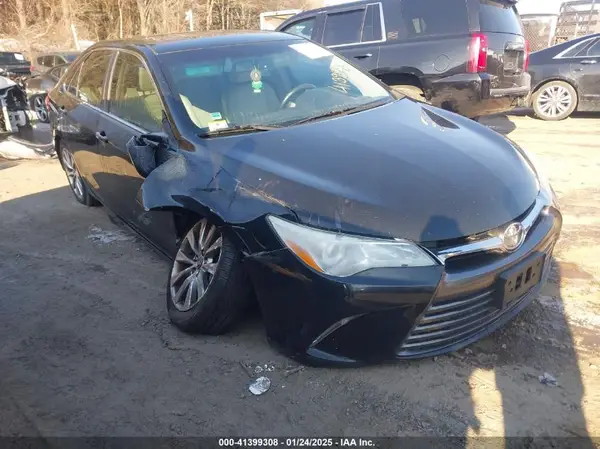 4T1BF1FK8GU577220 2016 TOYOTA CAMRY - Image 1