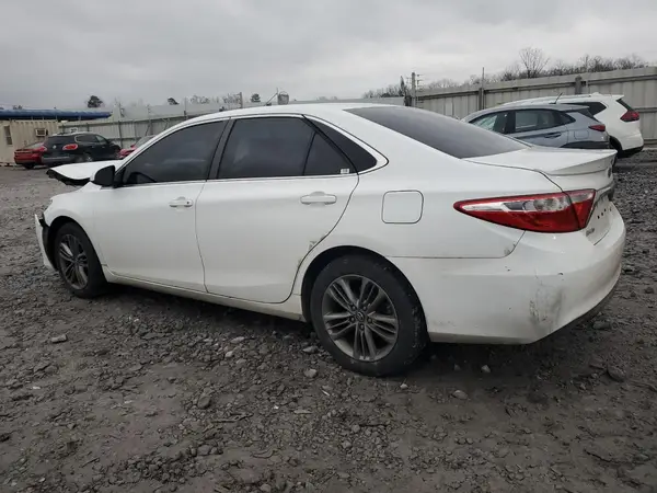 4T1BF1FK8GU577492 2016 TOYOTA CAMRY - Image 2